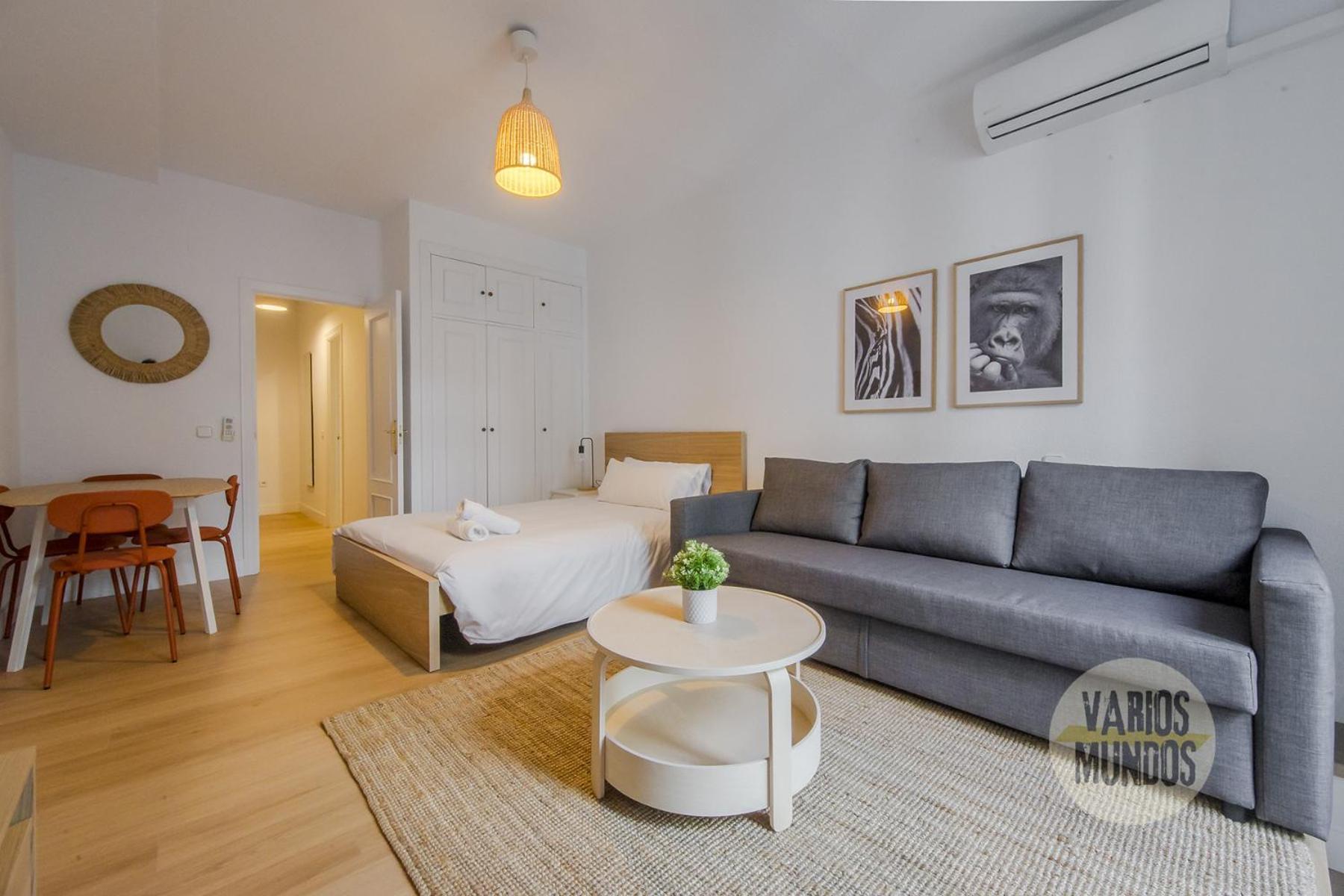 Comodo Y Centrico Loft En Calle Carretas - Madrid Centro Екстериор снимка